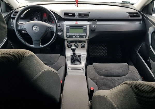 Volkswagen Passat cena 17800 przebieg: 317000, rok produkcji 2007 z Cybinka małe 121